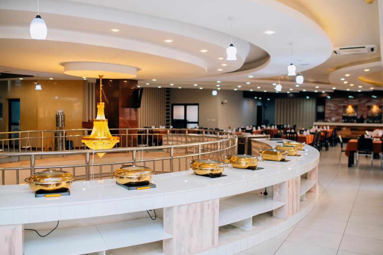 Gold Crest Hotel อึมวานซา ภายนอก รูปภาพ